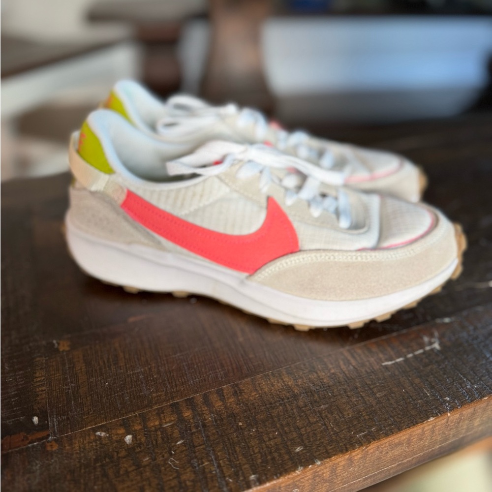 Nike Women’s Waffle Sneakers with Pink and White